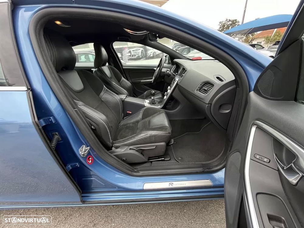 Volvo S60 1.6 D2 R-Design Momentum - 32