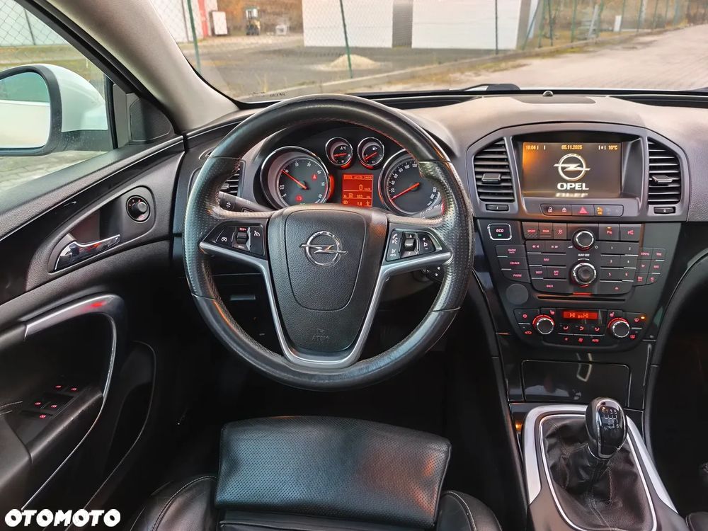 Opel Insignia 2.0 CDTI Cosmo - 37