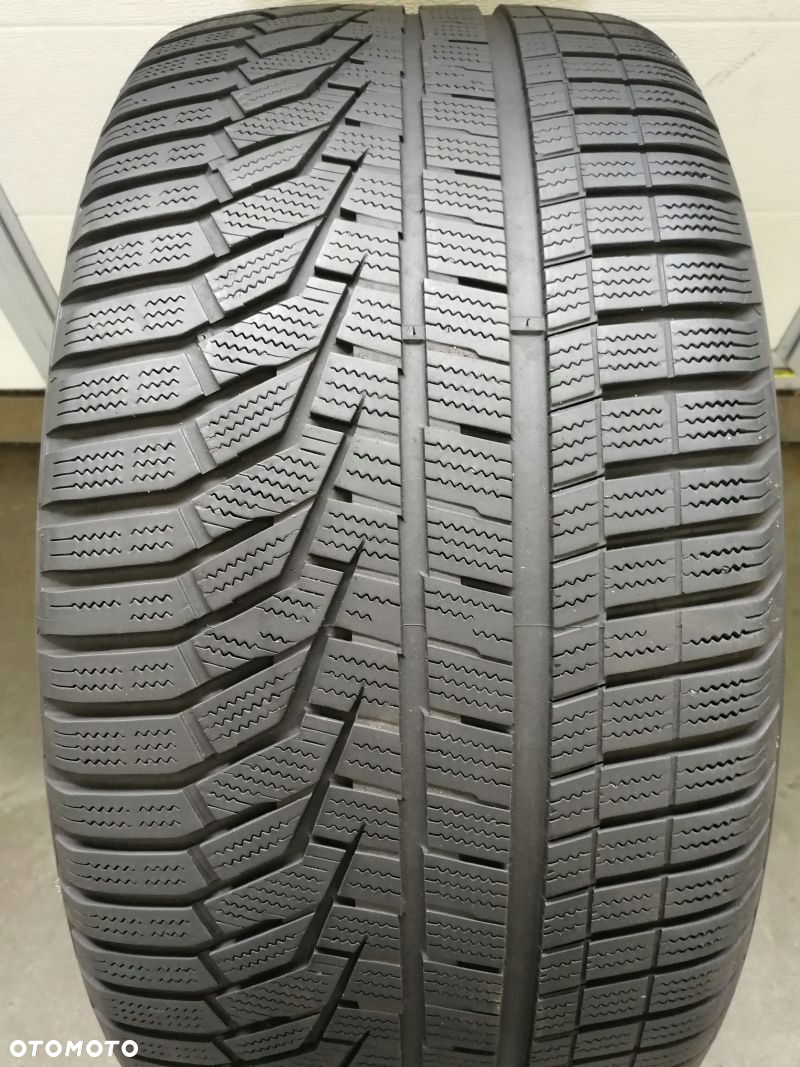 Opona zimowa 295/35 R 21 Hankook Winter Icept evo 2 SUV - 2
