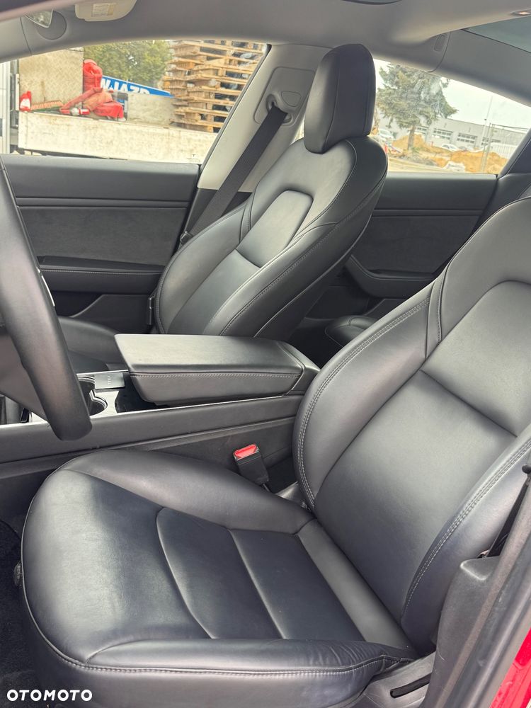 Tesla Model 3 - 20