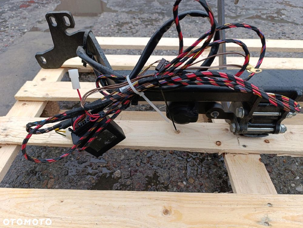 OPEL MOKKA B BELKA TYLNEGO ZDERZAKA POD HAK - 3