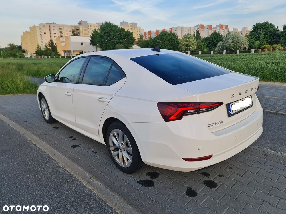 Skoda Octavia 2.0 TDI Ambition DSG - 5