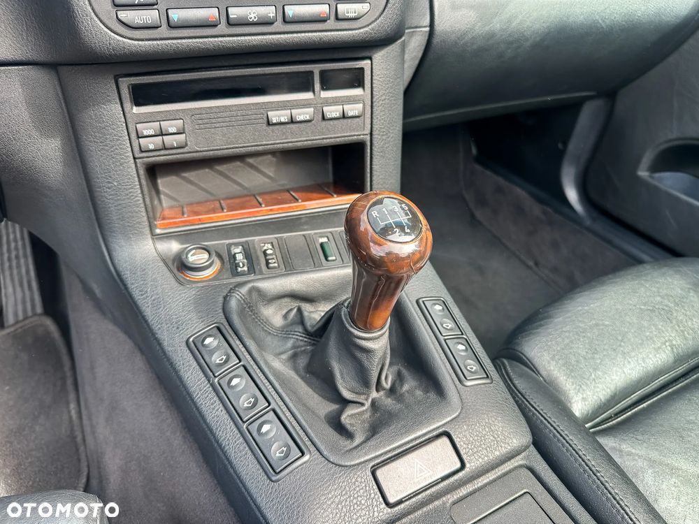 BMW Seria 3 328i - 28