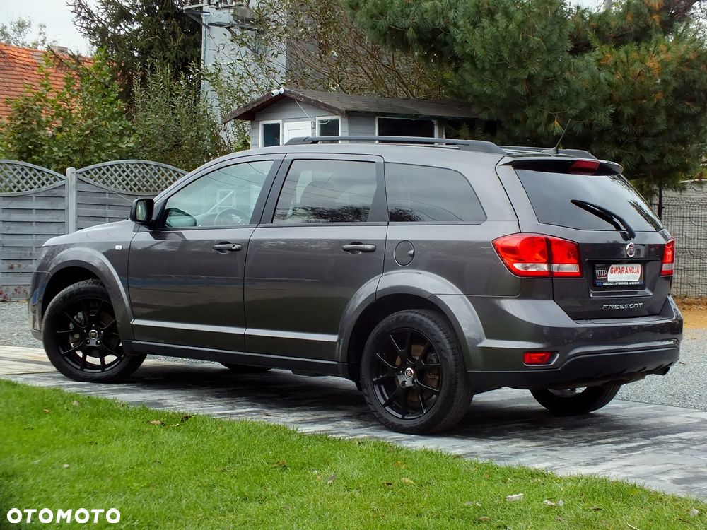 Fiat Freemont 2.0 Multijet 16V DPF Automatik Allrad Black Code - 13