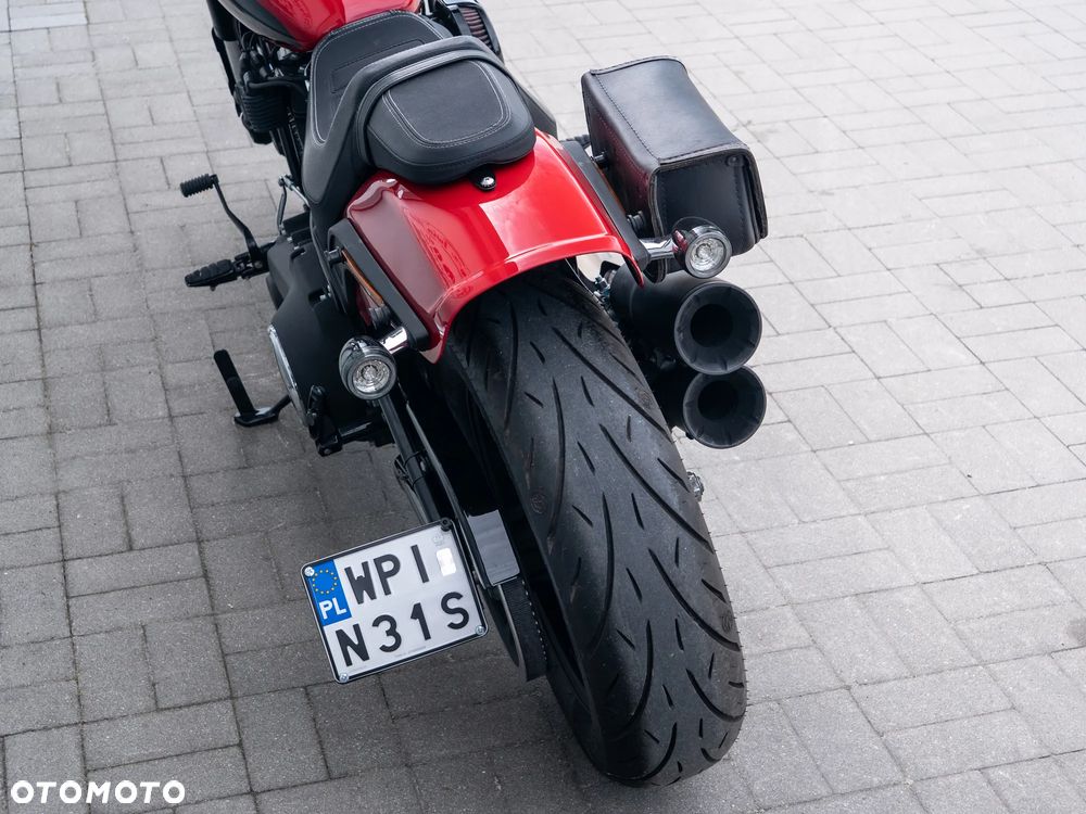 Harley-Davidson Softail Fat Bob - 15