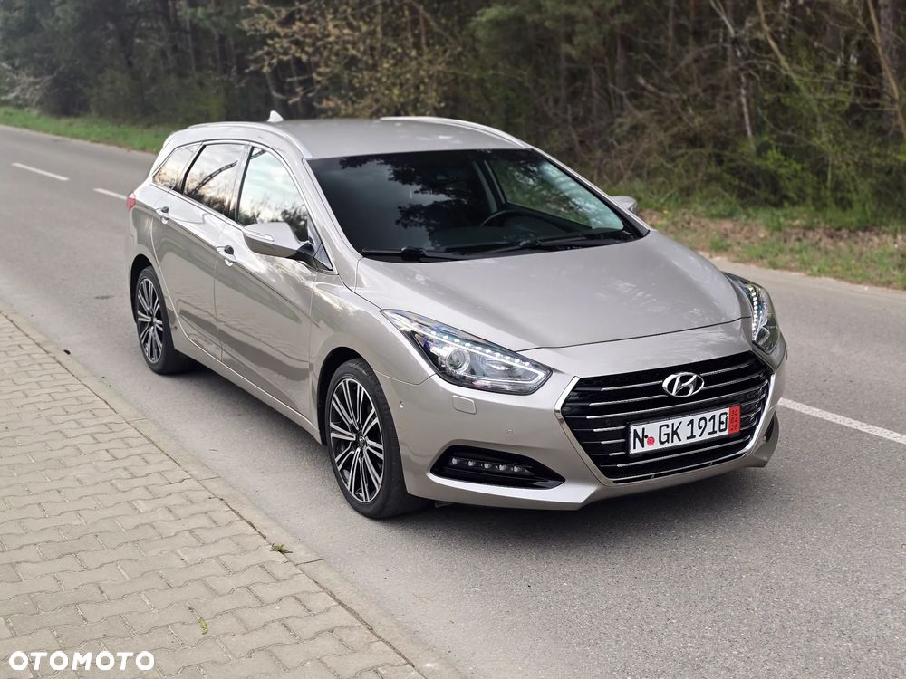 Hyundai i40 Kombi blue 1.7 CRDi DCT Premium - 11