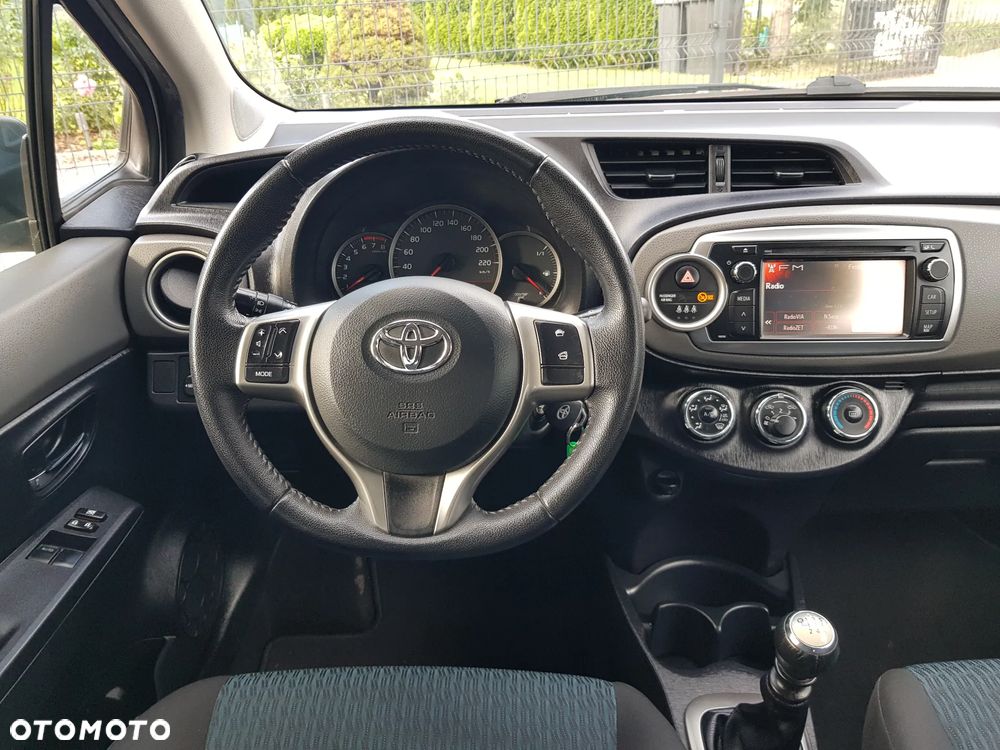 Toyota Yaris - 15