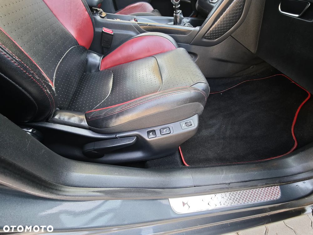Citroën DS4 HDi 165 SoChic - 16