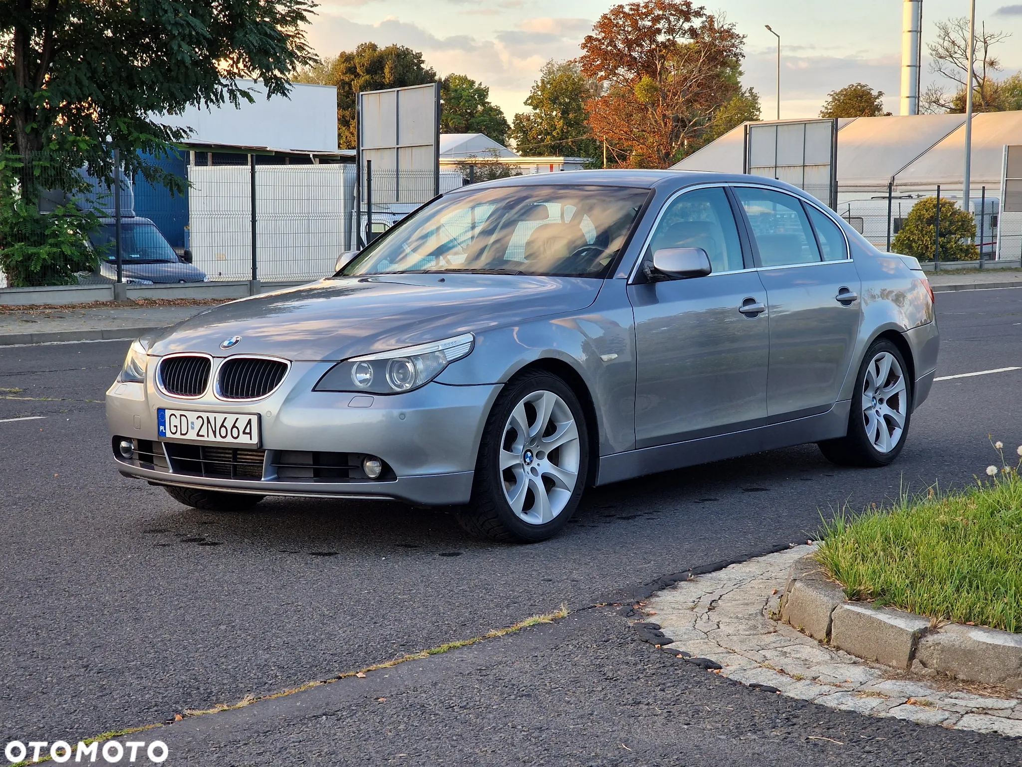 BMW Seria 5 530i - 24