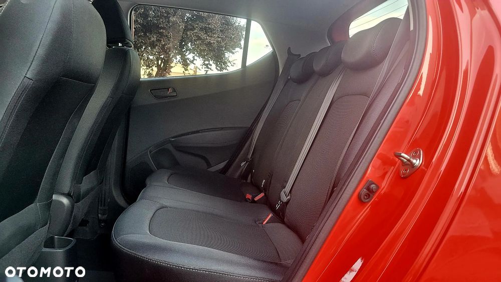 Hyundai i10 1.2 YES!+ - 16