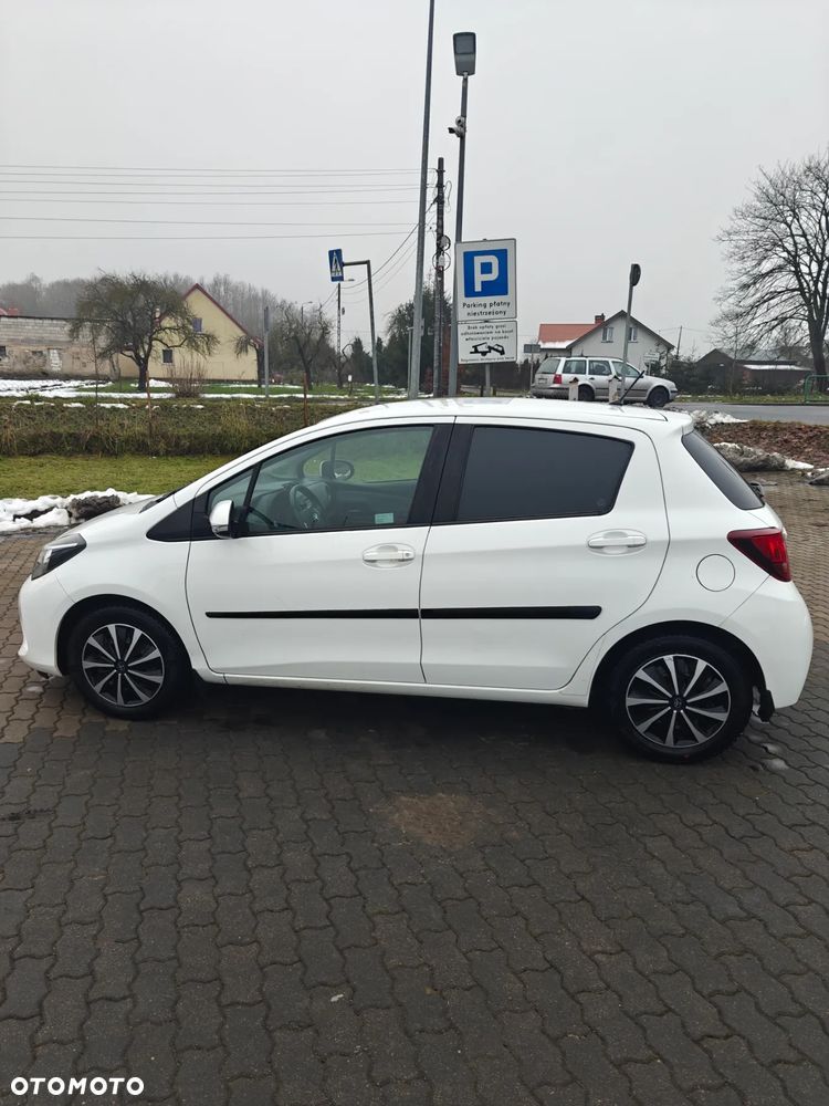 Toyota Yaris 1.0 Life EU6 - 6