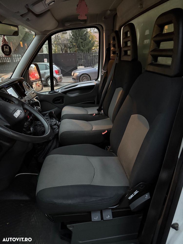 Iveco Daily 35c Frigorific Frig Carrier an 2014 Cub Izoterm 298.000km Istoric Service Facturi Kit Distribuție Ambreiaj Rezivie Frig AC Navi Discuri Placute Baterie Anvelope direcție suspensie Vopsea Ok TVA - 32