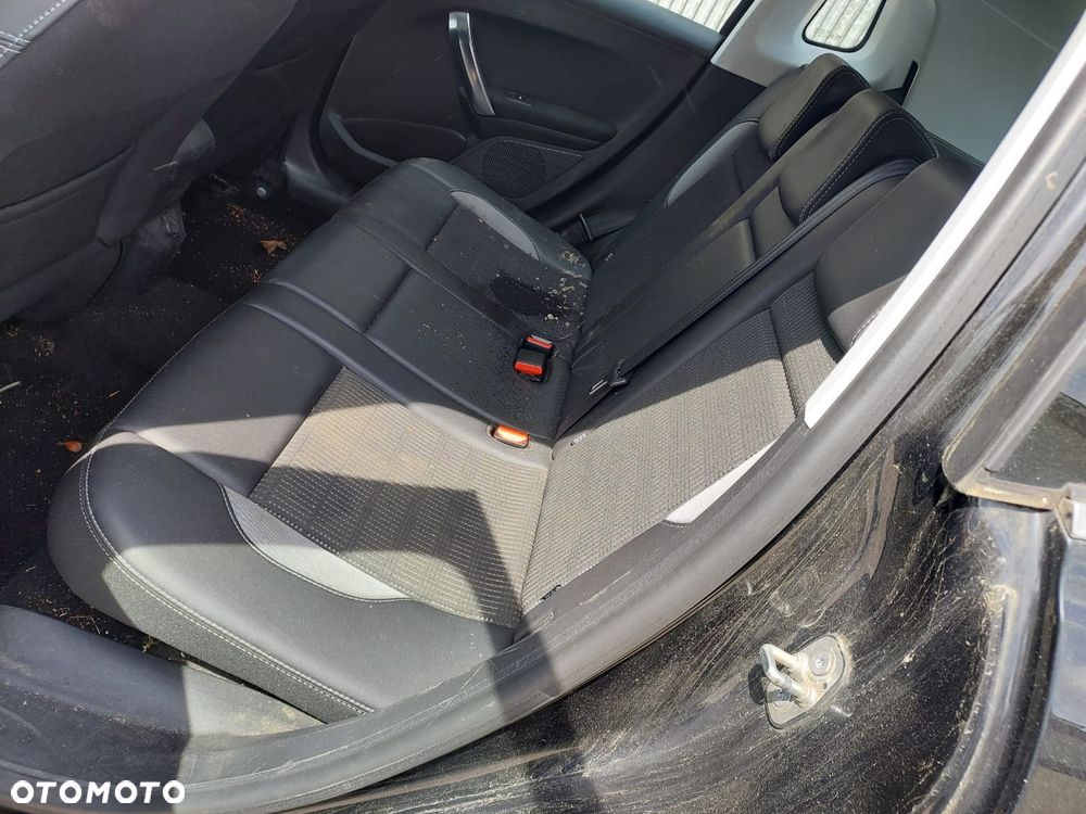 Peugeot 2008 PureTech 110 Stop&Start EAT6 GT-Line Edition - 6