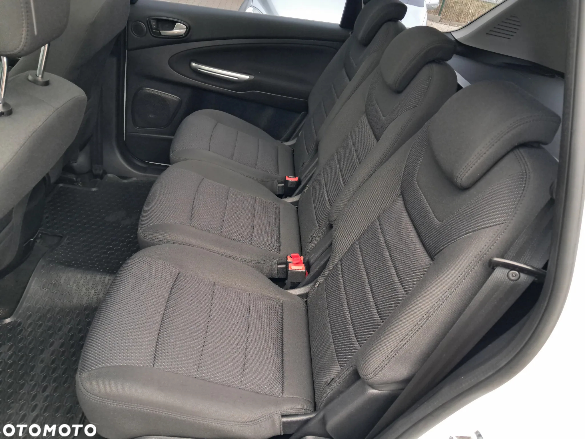Ford S-Max 2.0 TDCi DPF Titanium - 16