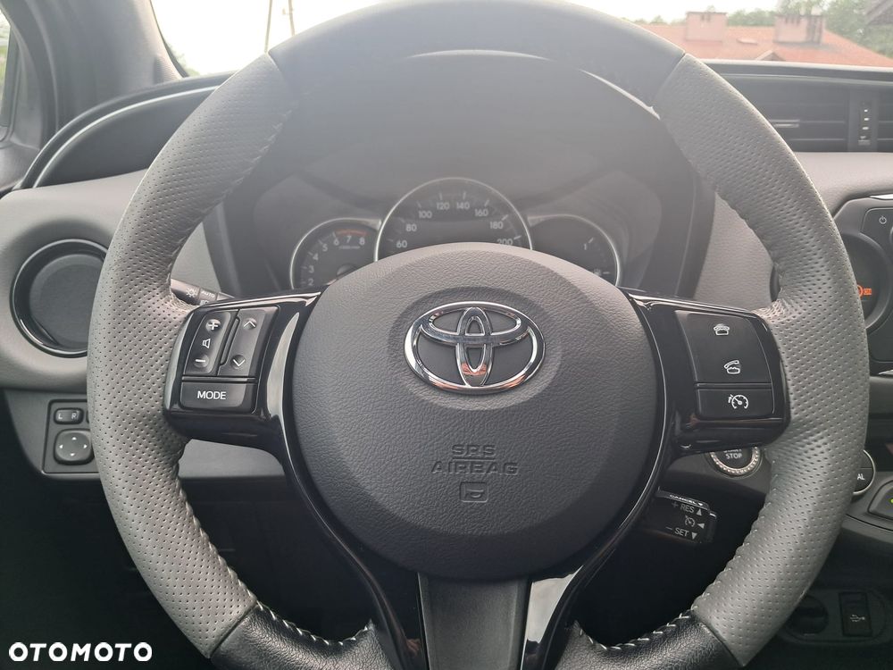 Toyota Yaris - 26