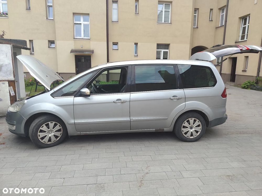 Ford Galaxy - 1