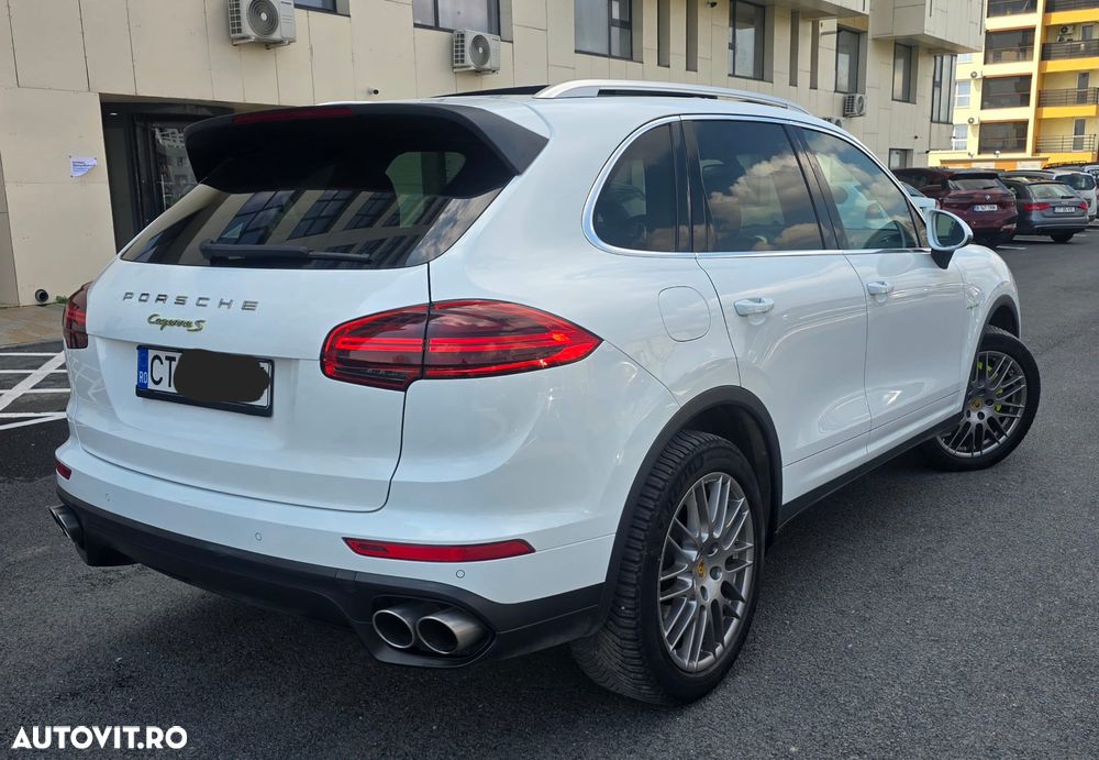 Porsche Cayenne - 6