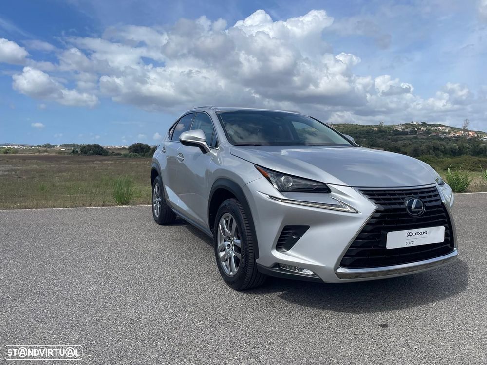 Lexus NX 300h Executive+ - 3