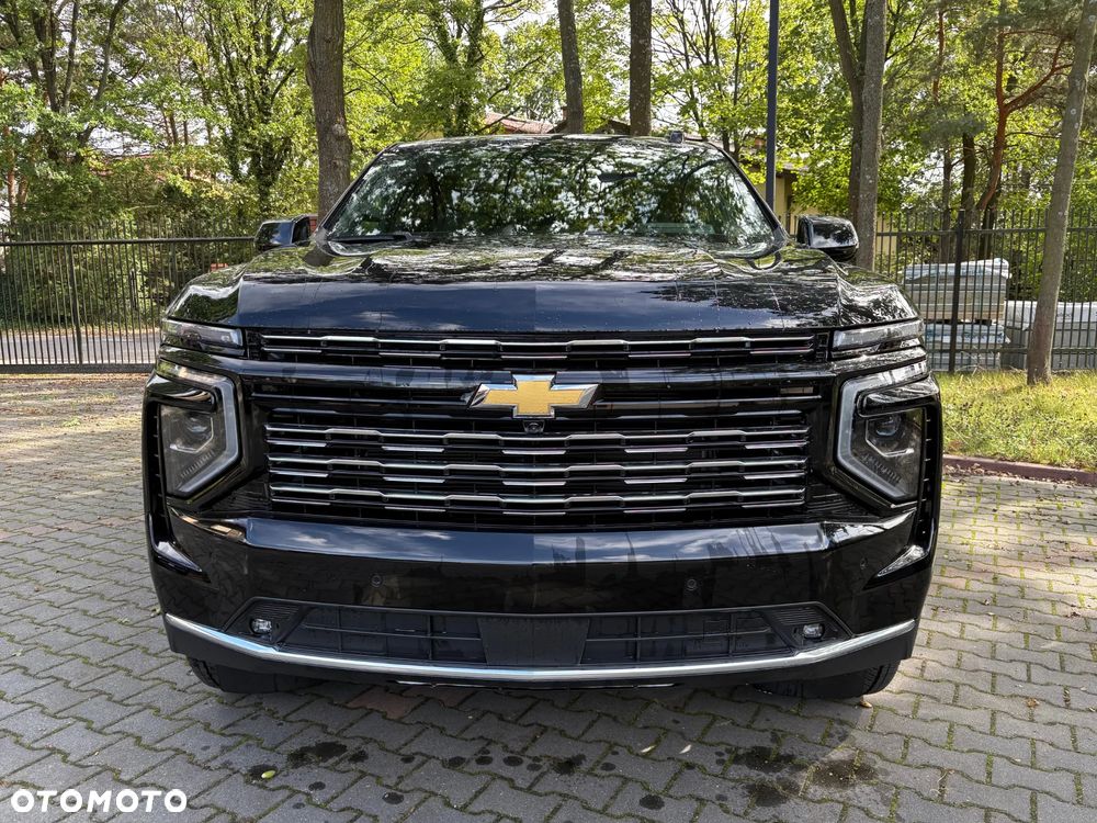 Chevrolet Suburban - 2