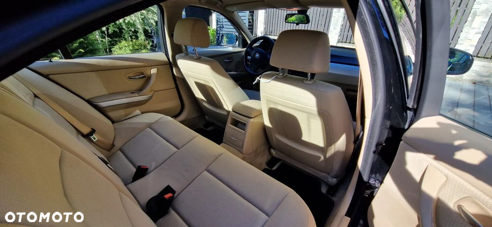 BMW Seria 3 320d - 13