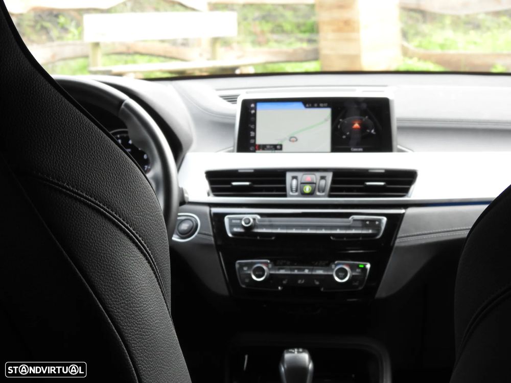 BMW X2 25 e xDrive Pack M - 26