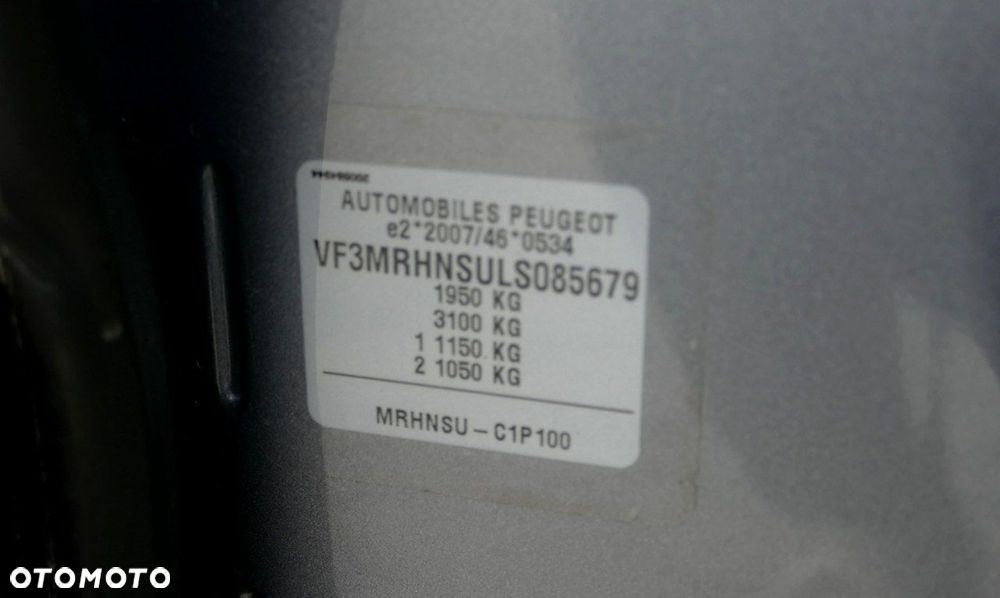 Peugeot 3008 1.2 PureTech Active Pack S&S EAT8 - 36