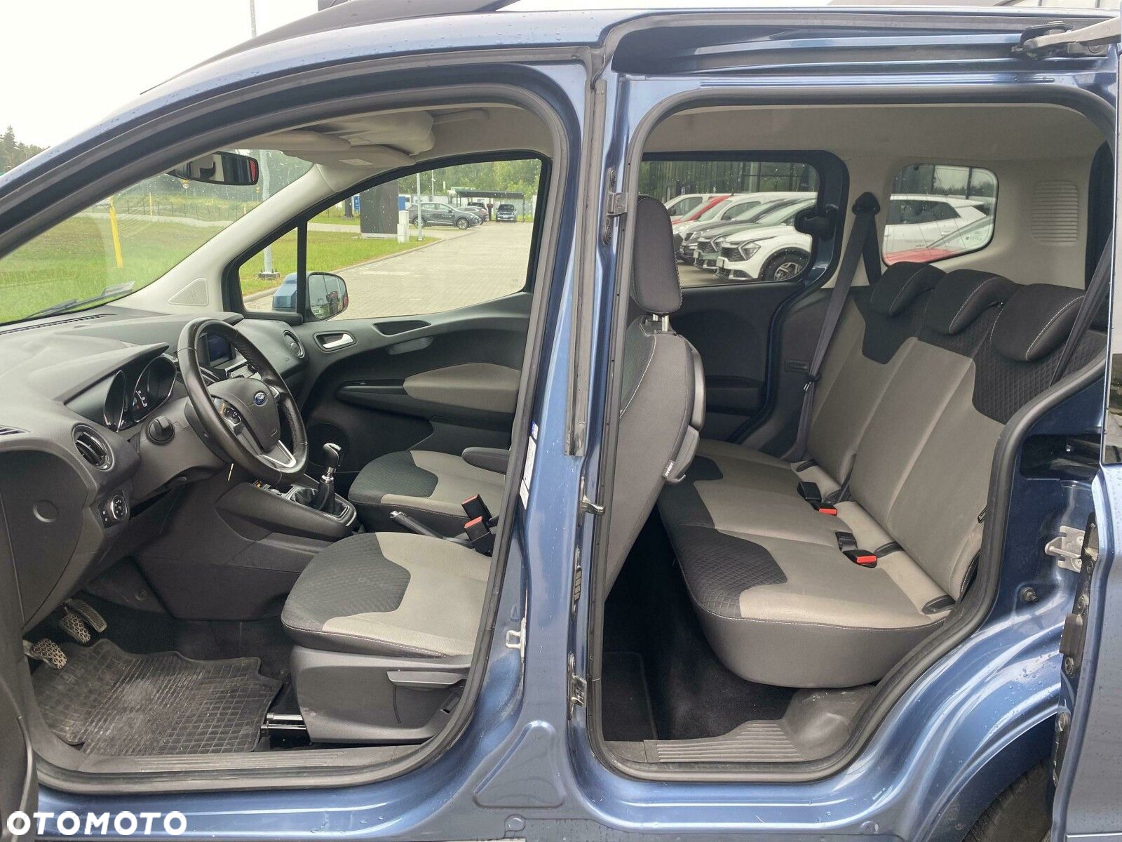 Ford Tourneo Courier - 9