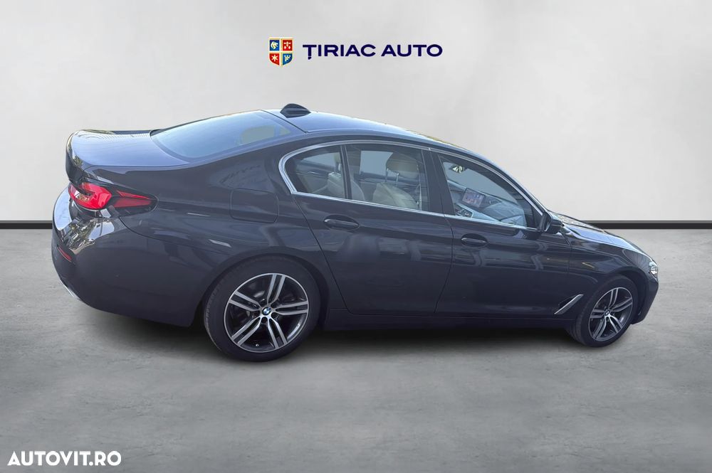 BMW Seria 5 530e xDrive AT PHEV - 6