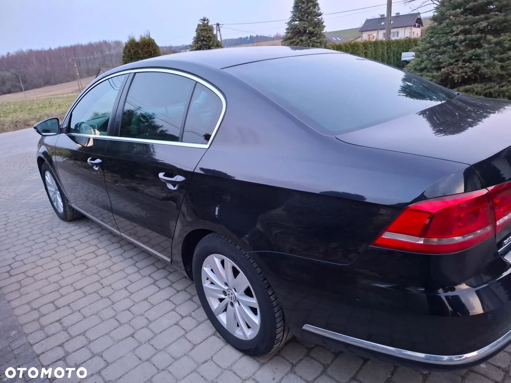 Volkswagen Passat - 3