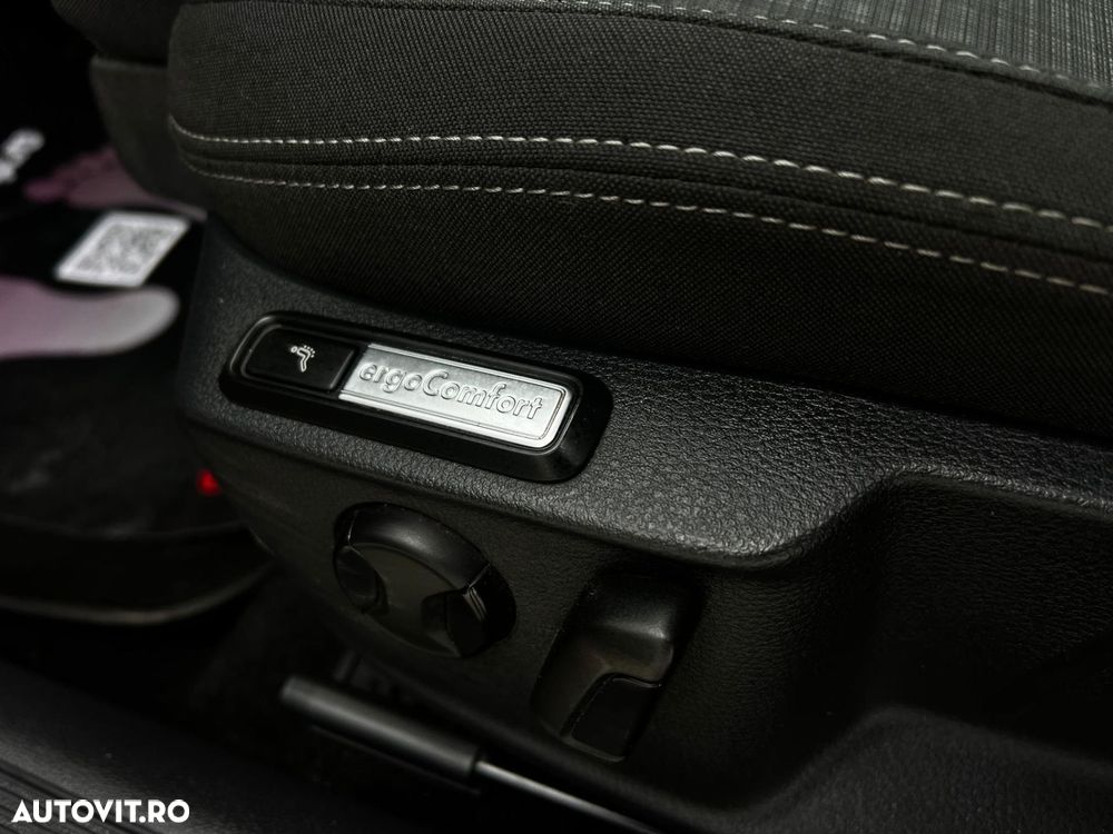 VOLKSWAGEN Passat 2021 — imagine 49