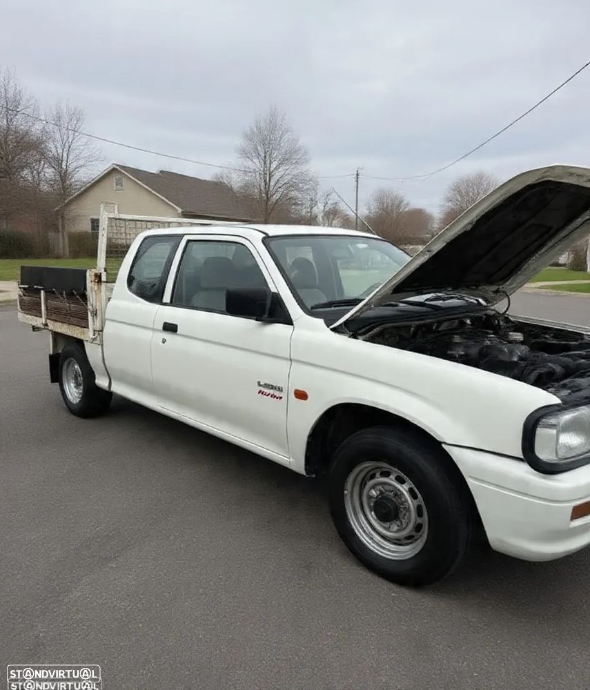 Mitsubishi L200 - 1