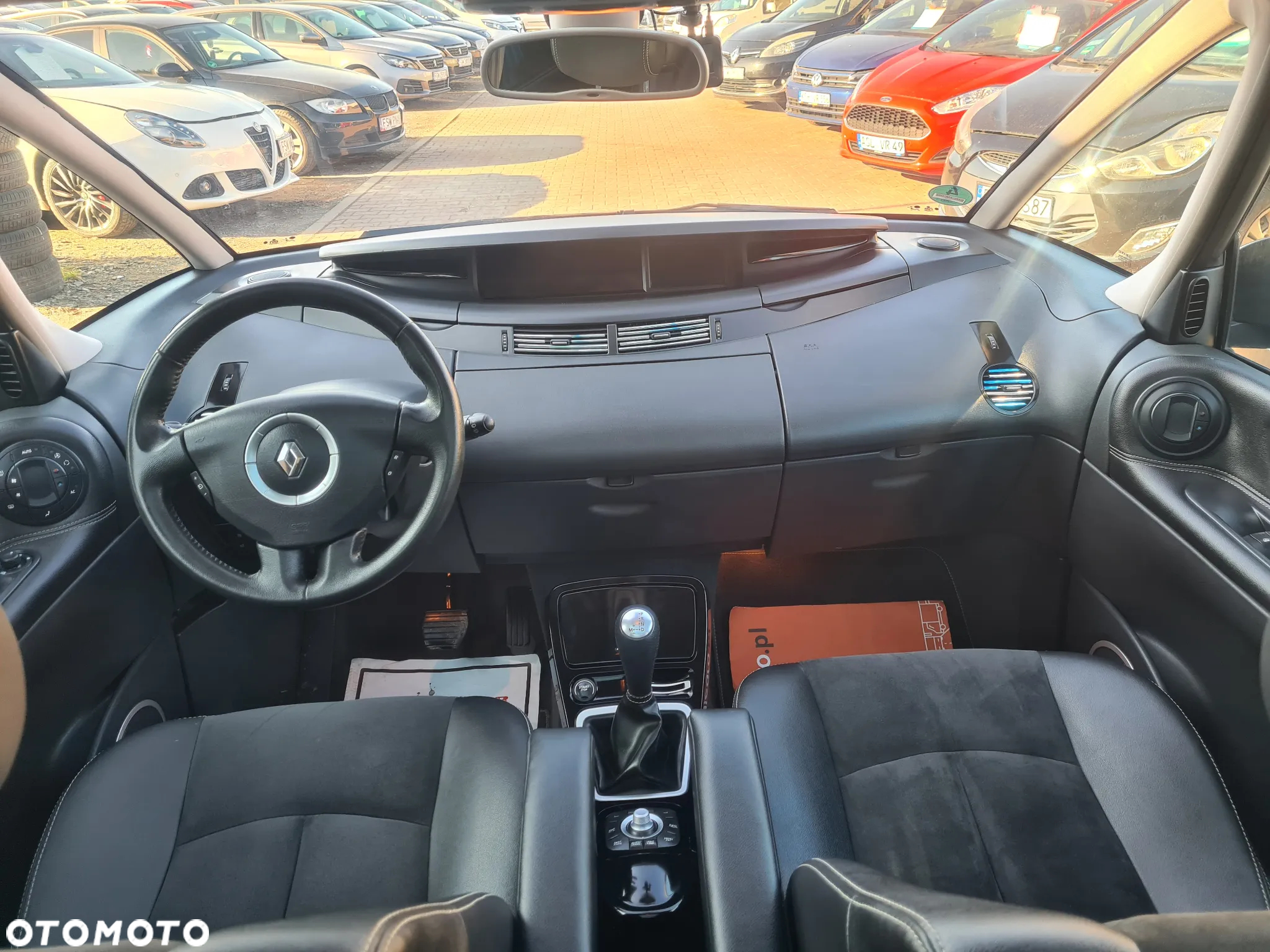 Renault Espace 2.0 dCi 175 FAP Initiale - 3