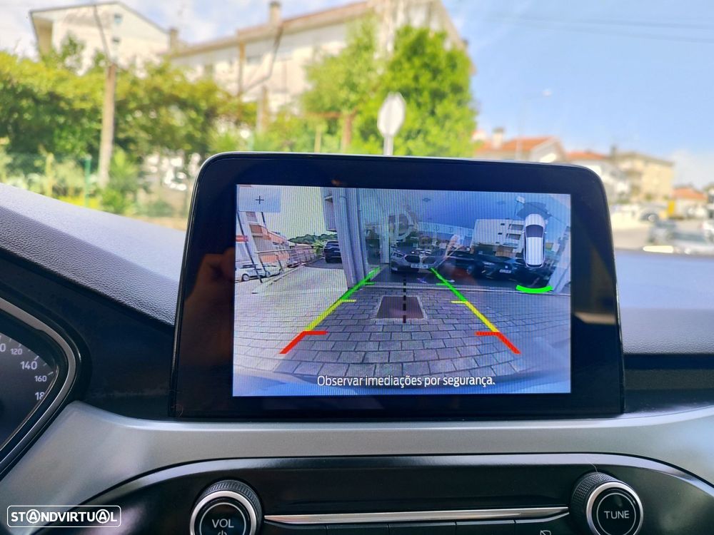 Ford Focus 1.5 TDCi ECOBlue Connected Aut. - 17