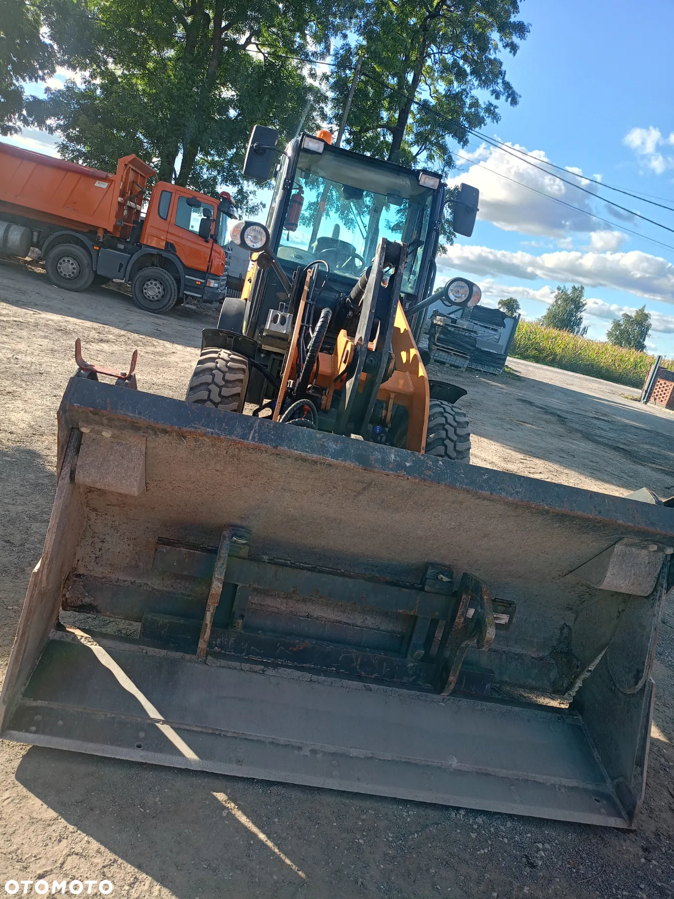 Case 121F - 2