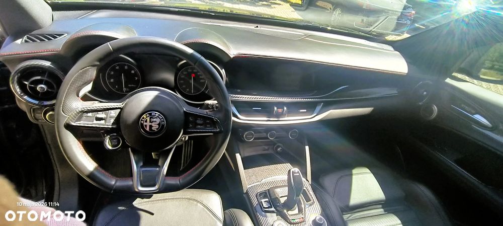 Alfa Romeo Stelvio 2.0 Turbo 16V AT8-Q4 Estrema - 28