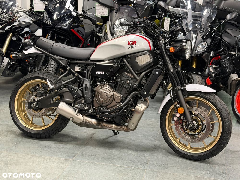 Yamaha XSR - 1