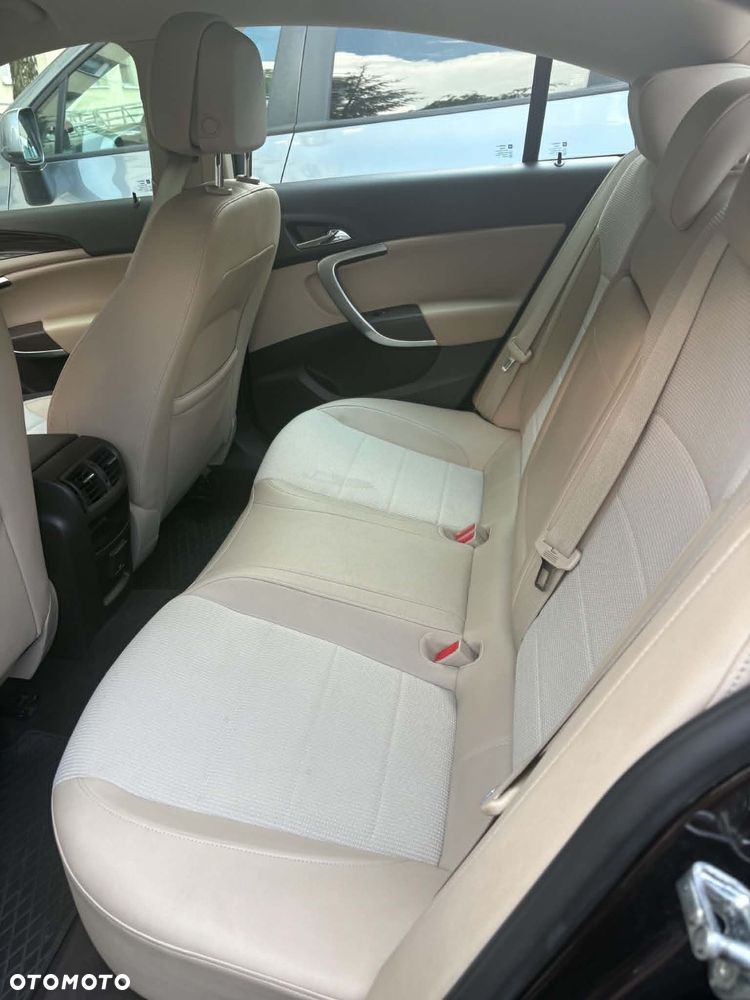 Opel Insignia 2.0 CDTI Cosmo - 3