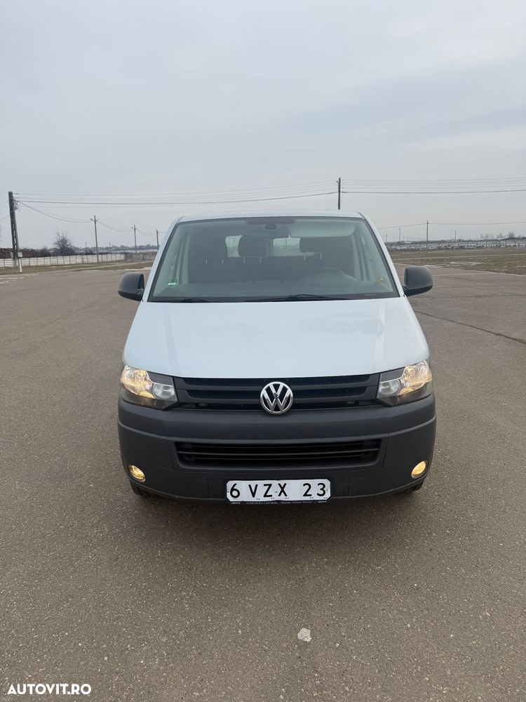 Volkswagen Transporter - 2