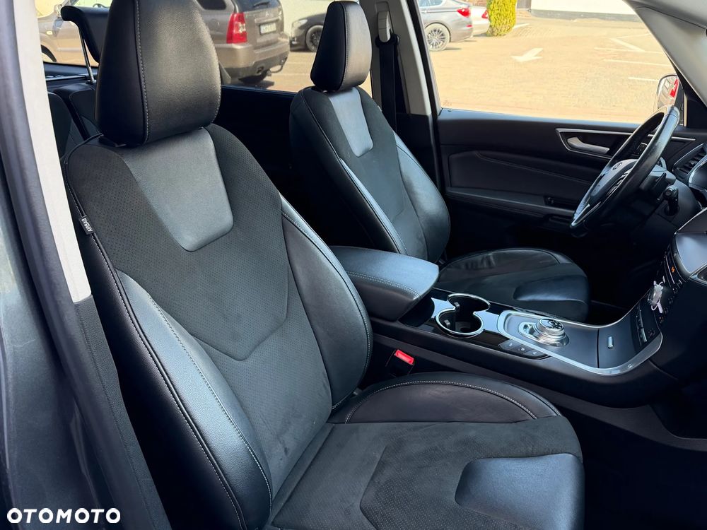 Ford Galaxy 2.0 EcoBlue 4WD Titanium - 19