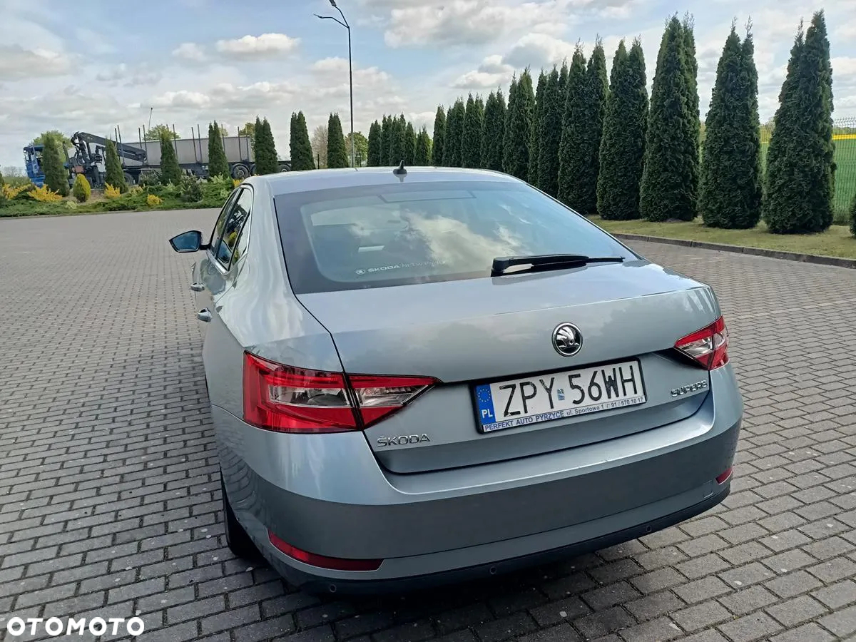 Skoda Superb 1.8 TSI Ambition - 7