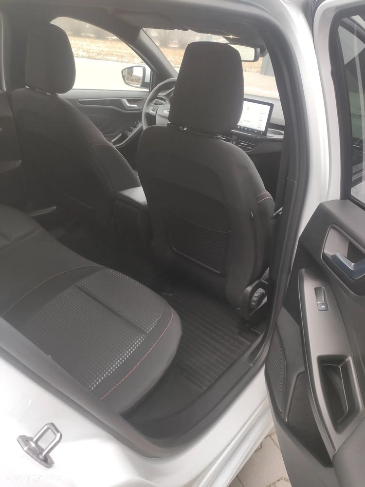 Ford Focus 1.0 EcoBoost Hybrid ST-LINE X - 16