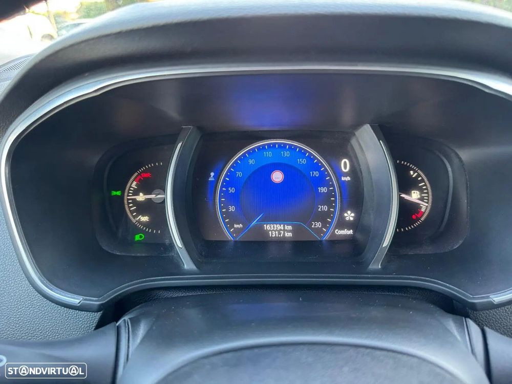 Renault Mégane Sport Tourer ENERGY TCe 130 BOSE EDITION - 34