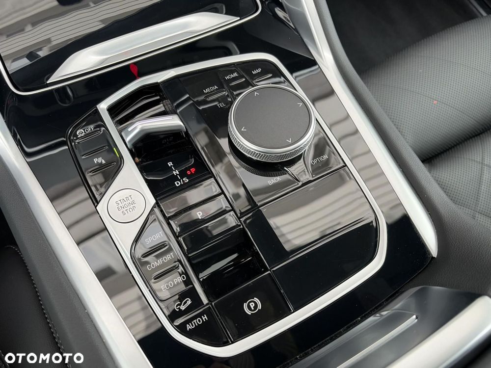 BMW X6 - 15