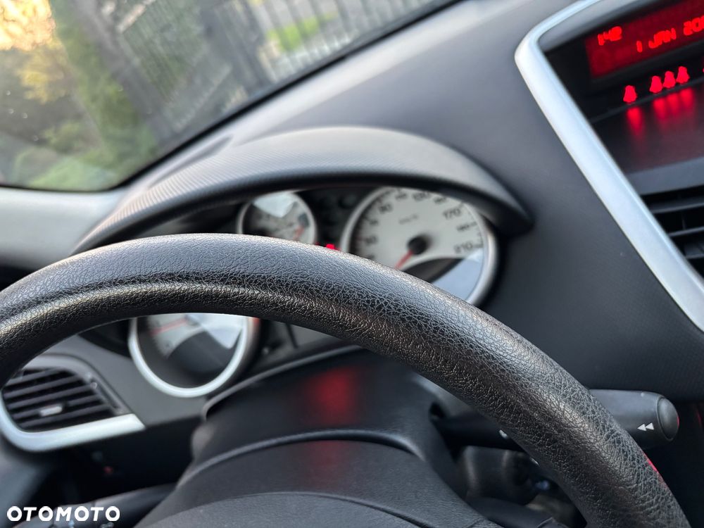 Peugeot 207 1.4 Access - 21