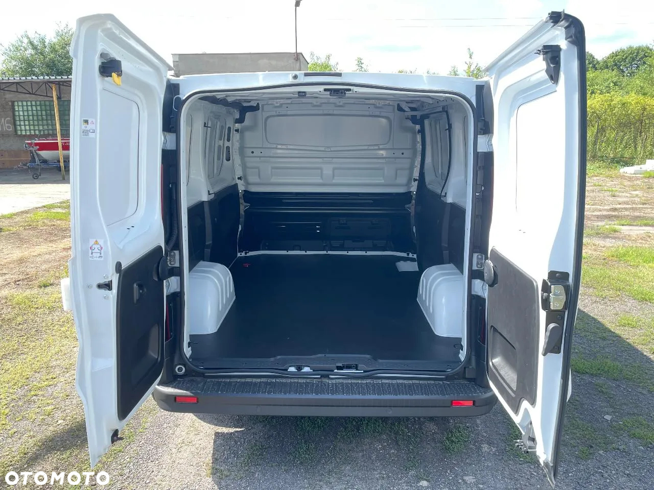 Renault TRAFIC - 9