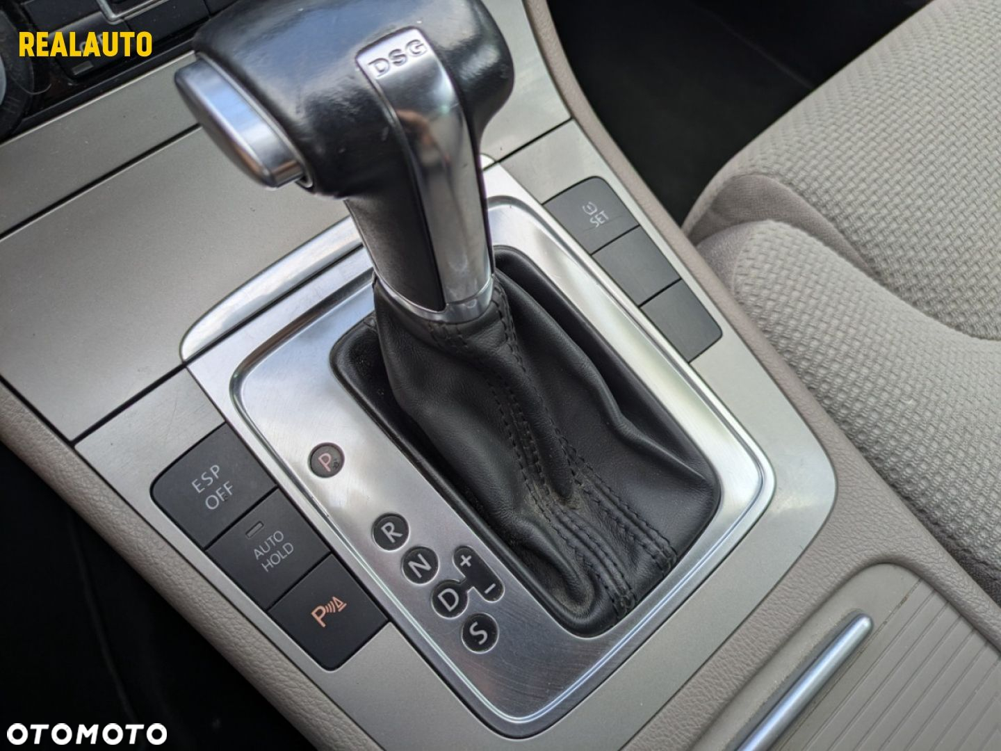 Volkswagen Passat - 9