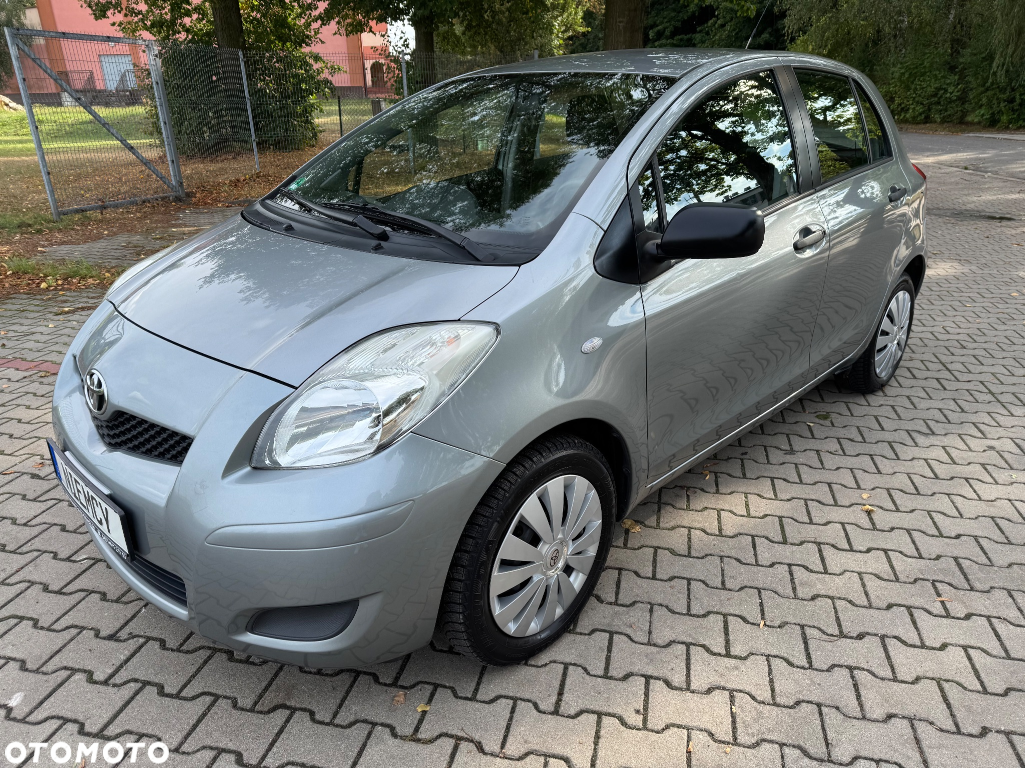 Toyota Yaris - 6