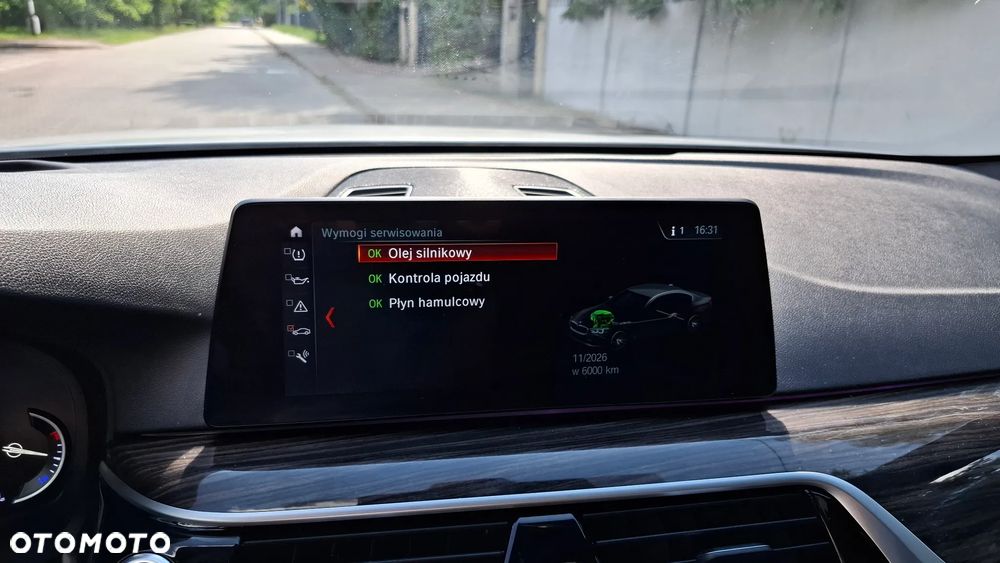 BMW Seria 5 530i Sport Line - 11