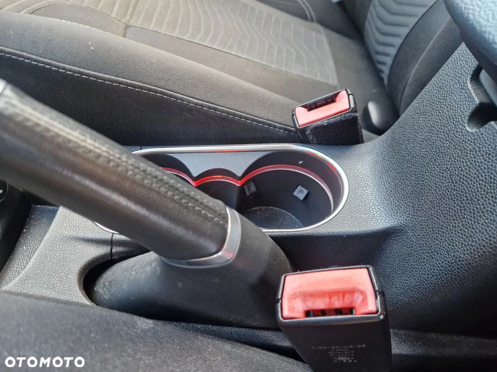 Ford Fiesta 1.6 TDCi Titanium - 16