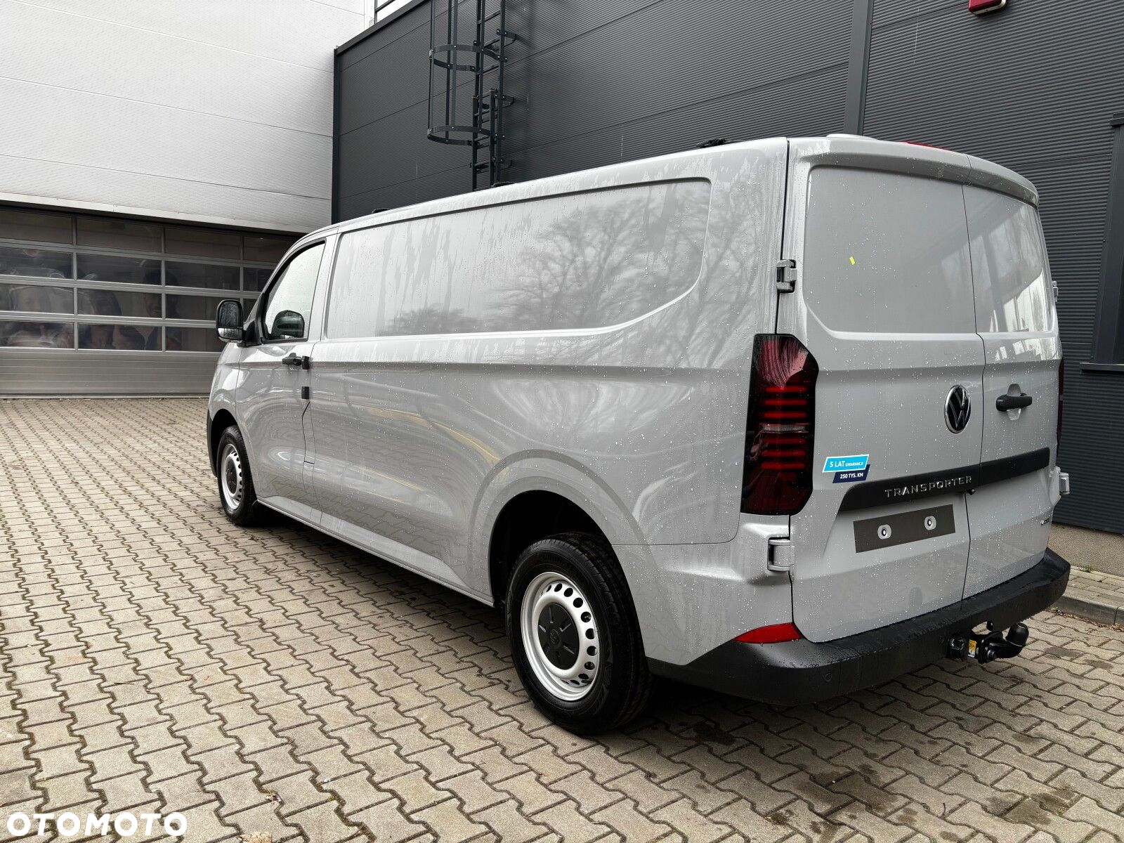 Volkswagen Transporter L2 2.0 TDI 4MOTION 150 KM 8-automat. - 5